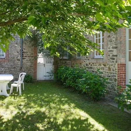 Cottage Dans Ancienne Ecole De 1850 - 2 A 4 Personnes Missillac Exterior photo